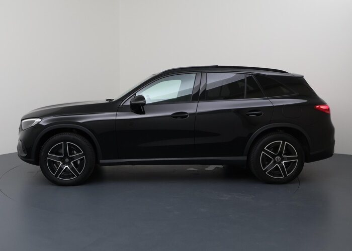 Mercedes-Benz GLC 300e 4MATIC Luxury Line
