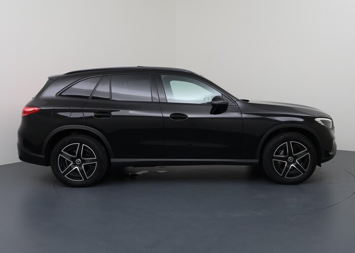 Mercedes-Benz GLC 300e 4MATIC Luxury Line