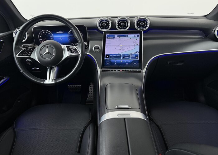 Mercedes-Benz GLC 300e 4MATIC Luxury Line