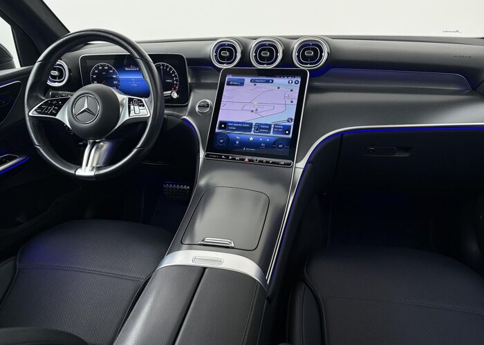 Mercedes-Benz GLC 300e 4MATIC Luxury Line