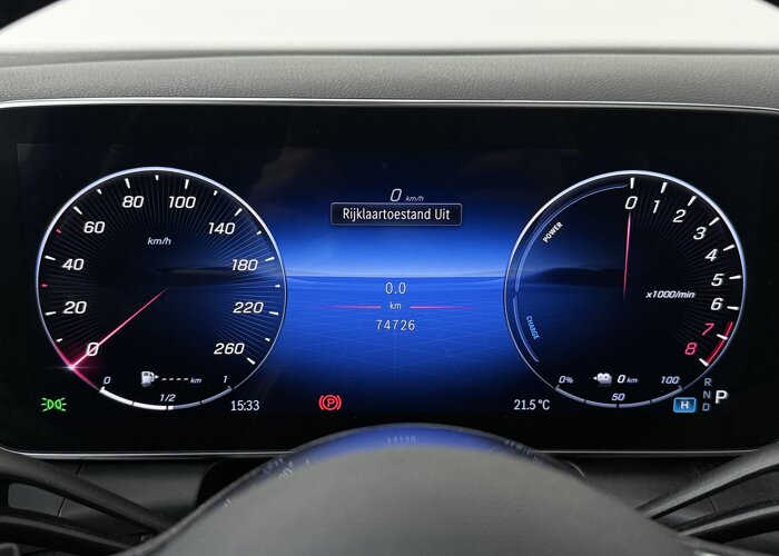 Mercedes-Benz GLC 300e 4MATIC Luxury Line