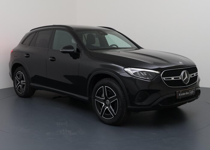 Mercedes-Benz GLC 300e 4MATIC Luxury Line