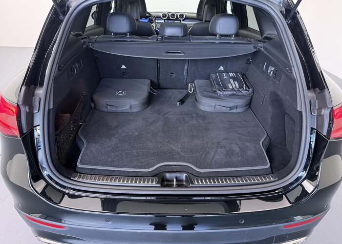 Mercedes-Benz GLC 300e 4MATIC Luxury Line