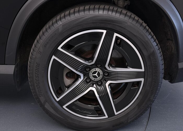 Mercedes-Benz GLC 300e 4MATIC Luxury Line