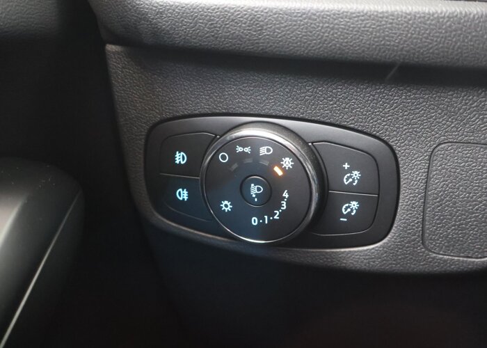 Ford Focus 1.0 EcoBoost Hybrid ST Line X