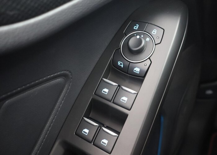 Ford Focus 1.0 EcoBoost Hybrid ST Line X
