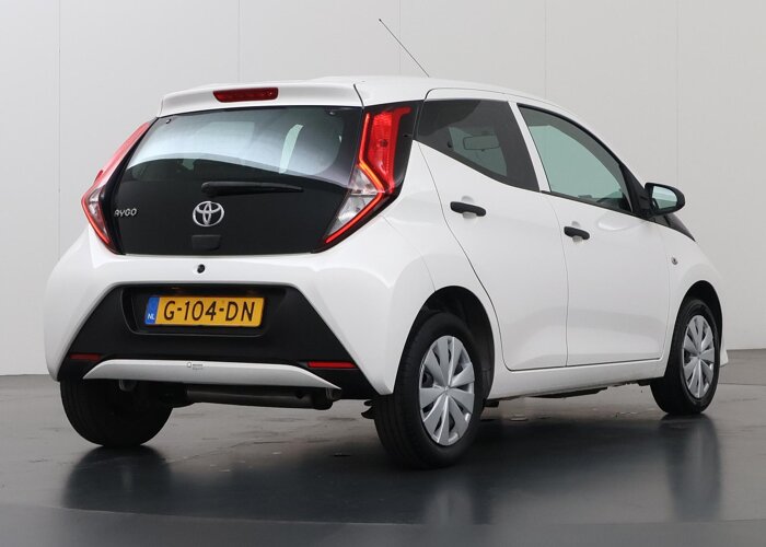 Toyota Aygo 1.0 VVT-i x-fun
