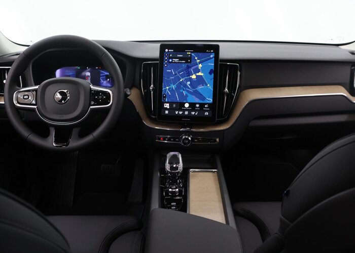 Volvo XC60 2.0 T8 Plug-in hybrid AWD Plus Dark