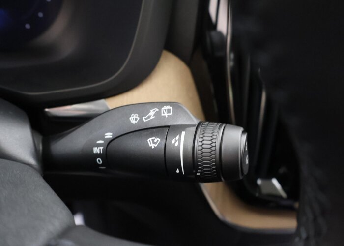 Volvo XC60 2.0 T8 Plug-in hybrid AWD Plus Dark