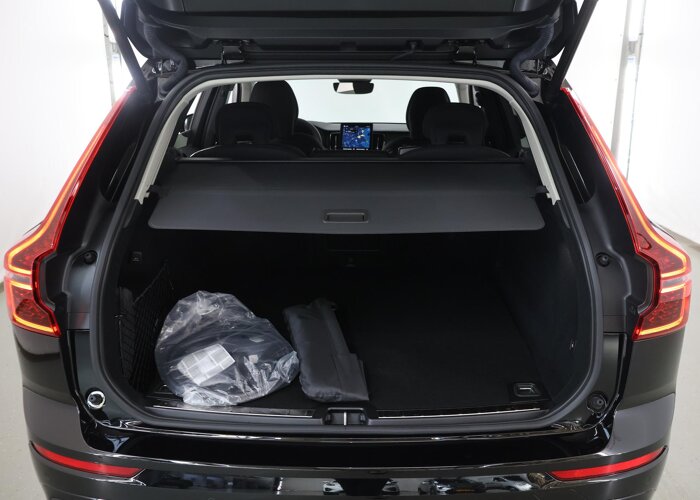 Volvo XC60 2.0 T8 Plug-in hybrid AWD Plus Dark