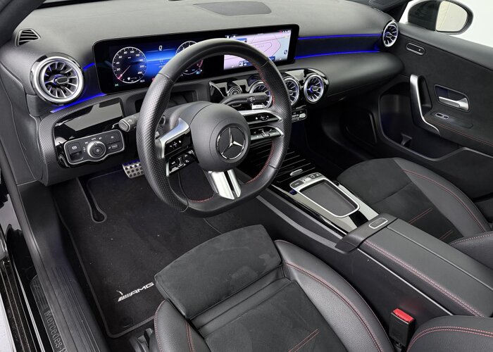 Mercedes-Benz A-Klasse 180 Star Edition AMG Line