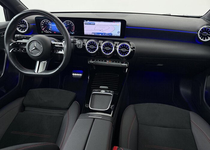 Mercedes-Benz A-Klasse 180 Star Edition AMG Line