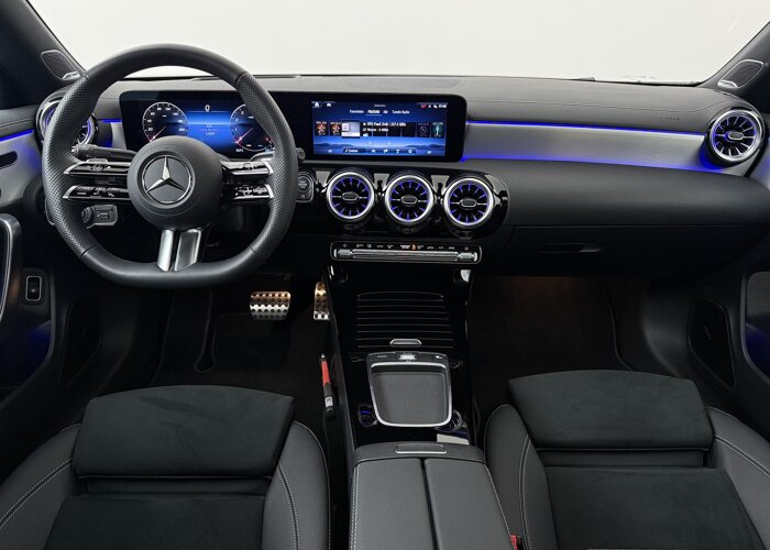 Mercedes-Benz CLA-Klasse 180 Business Solution AMG