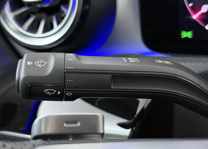 Mercedes-Benz CLA-Klasse 180 Business Solution AMG