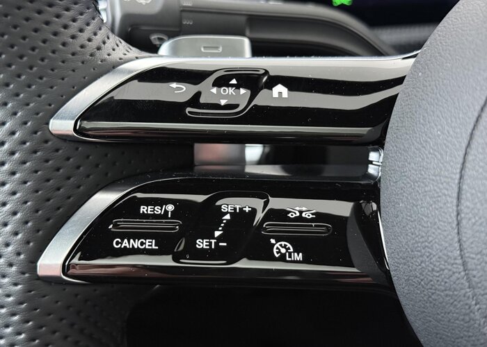 Mercedes-Benz CLA-Klasse 180 Business Solution AMG