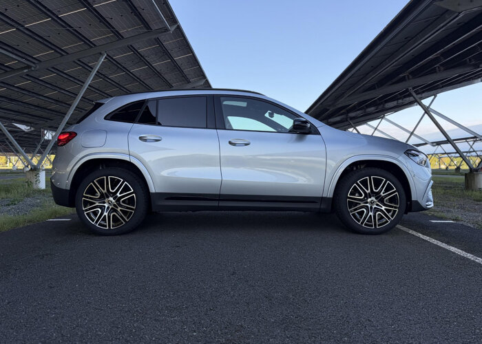Mercedes-Benz GLA 250e 140 Years Edition