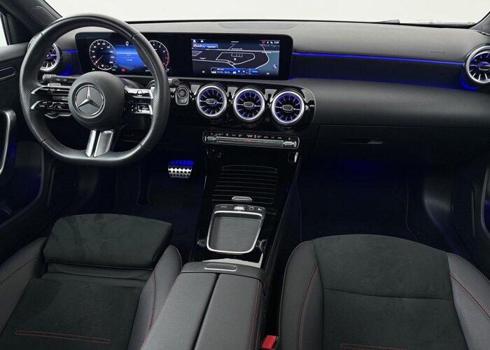 Mercedes-Benz A-Klasse 180 Business Solution AMG