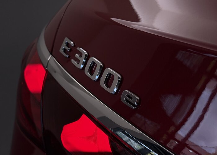 Mercedes-Benz E-Klasse 300 e Sport Edition