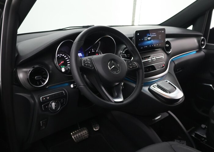 Mercedes-Benz V-Klasse 300d RWD | XL L3 | AMG