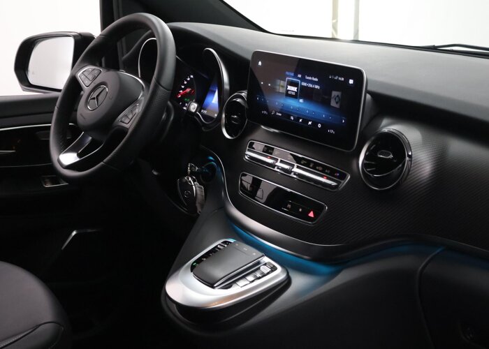 Mercedes-Benz V-Klasse 300d RWD | XL L3 | AMG