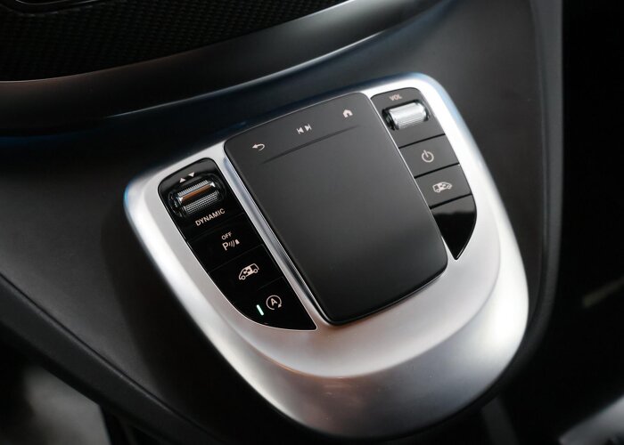 Mercedes-Benz V-Klasse 300d RWD | XL L3 | AMG