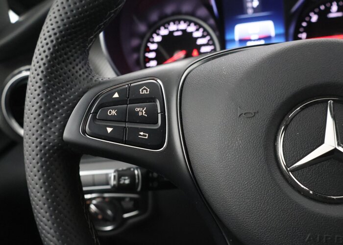 Mercedes-Benz V-Klasse 300d RWD | XL L3 | AMG