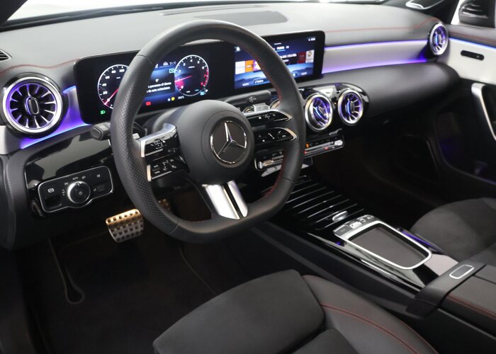 Mercedes-Benz CLA-Klasse 180 Business Solution AMG