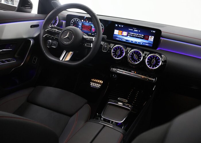 Mercedes-Benz CLA-Klasse 180 Business Solution AMG