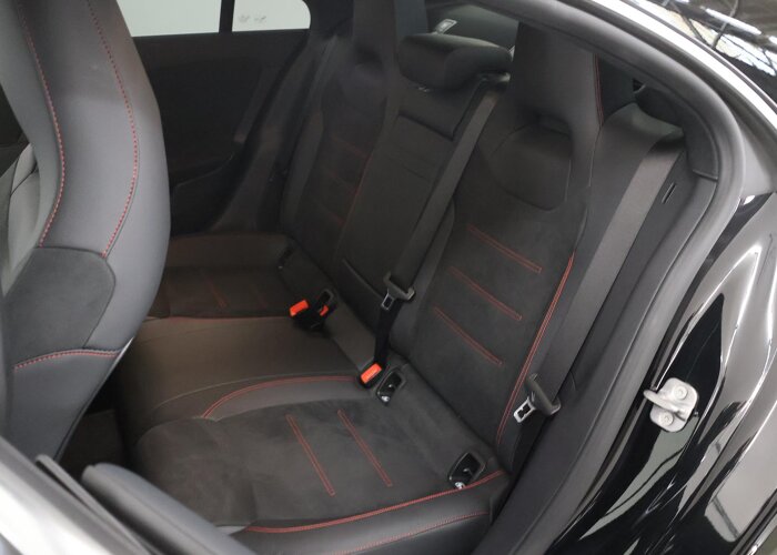 Mercedes-Benz CLA-Klasse 180 Business Solution AMG