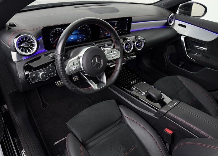 Mercedes-Benz CLA-Klasse 250 e AMG Line