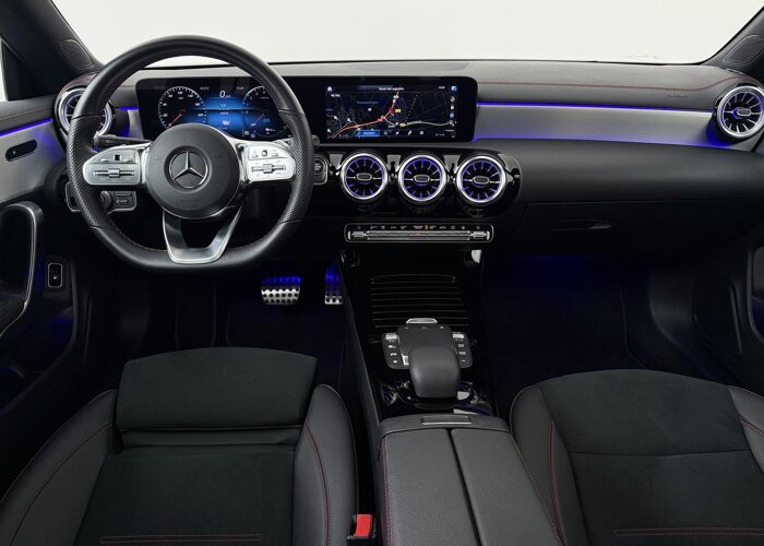 Mercedes-Benz CLA-Klasse 250 e AMG Line