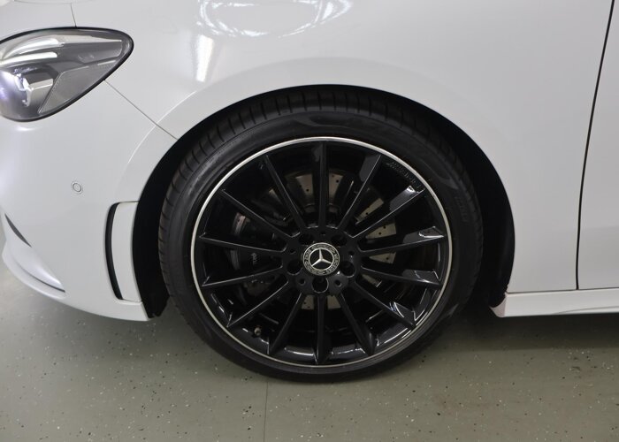 Mercedes-Benz B-Klasse 220 Launch Edition Premium Plus
