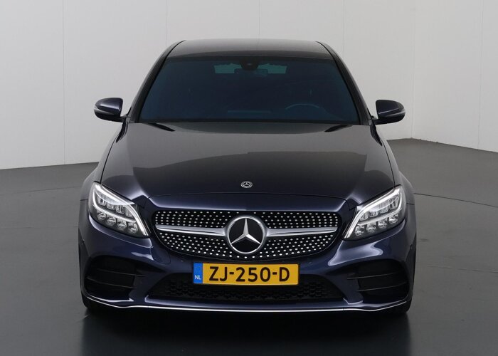 Mercedes-Benz C-Klasse 180 Premium Pack