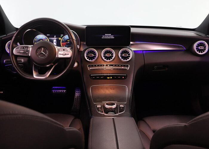 Mercedes-Benz C-Klasse 180 Premium Pack