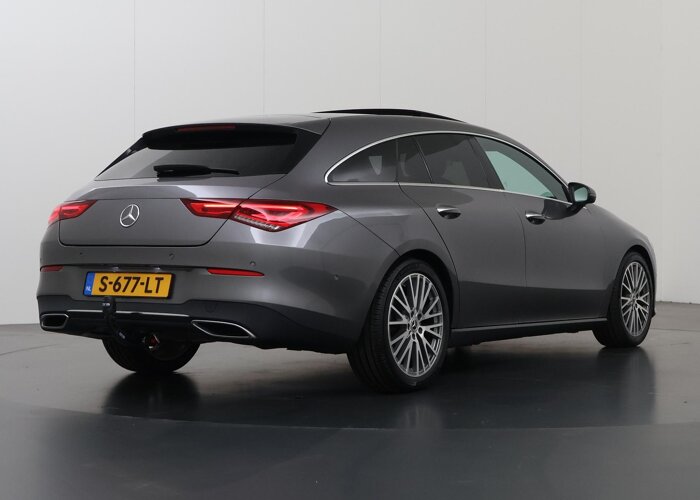 Mercedes-Benz CLA-Klasse Shooting Brake 180 Luxury Line