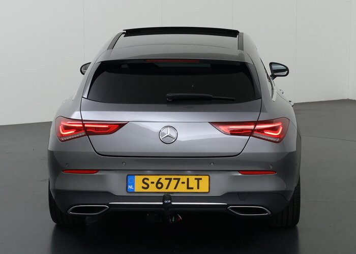 Mercedes-Benz CLA-Klasse Shooting Brake 180 Luxury Line