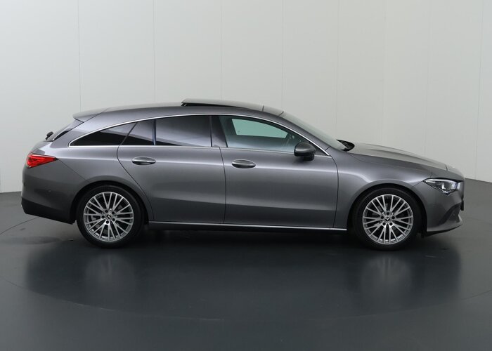 Mercedes-Benz CLA-Klasse Shooting Brake 180 Luxury Line