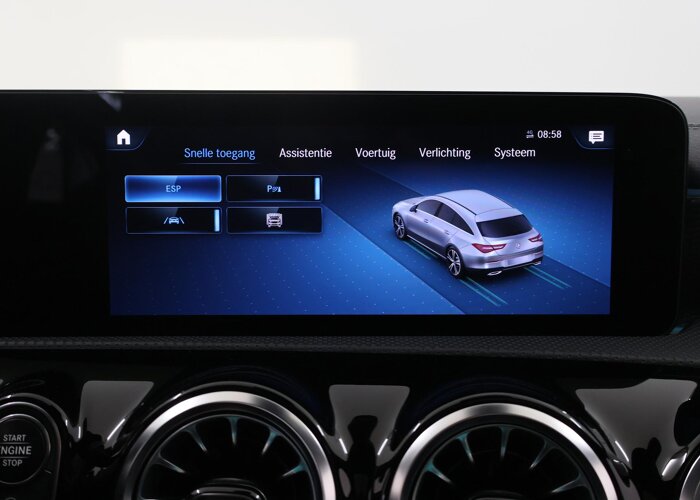 Mercedes-Benz CLA-Klasse Shooting Brake 180 Luxury Line