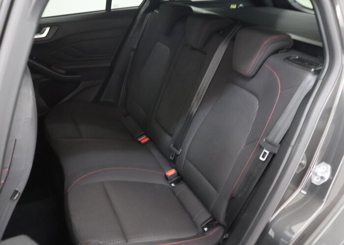 Ford FOCUS Wagon 1.0 EcoBoost Hybrid ST Line