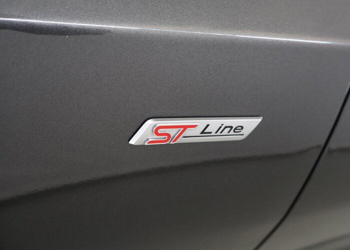 Ford FOCUS Wagon 1.0 EcoBoost Hybrid ST Line