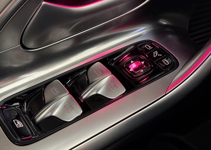 Mercedes-Benz C-Klasse 400 4MATIC Launch Edition 94 kWh