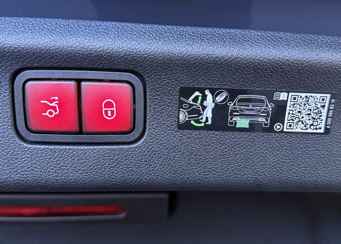 Mercedes-Benz C-Klasse 400 4MATIC Launch Edition 94 kWh
