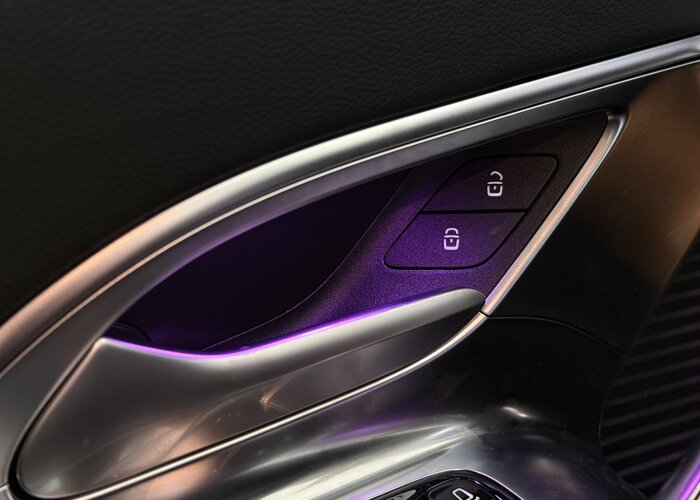 Mercedes-Benz C-Klasse 400 4MATIC Launch Edition 94 kWh
