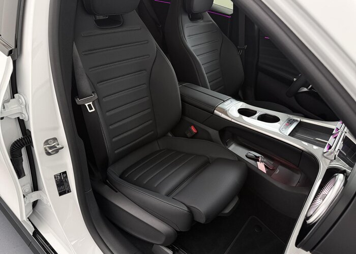 Mercedes-Benz C-Klasse 400 4MATIC Launch Edition 94 kWh