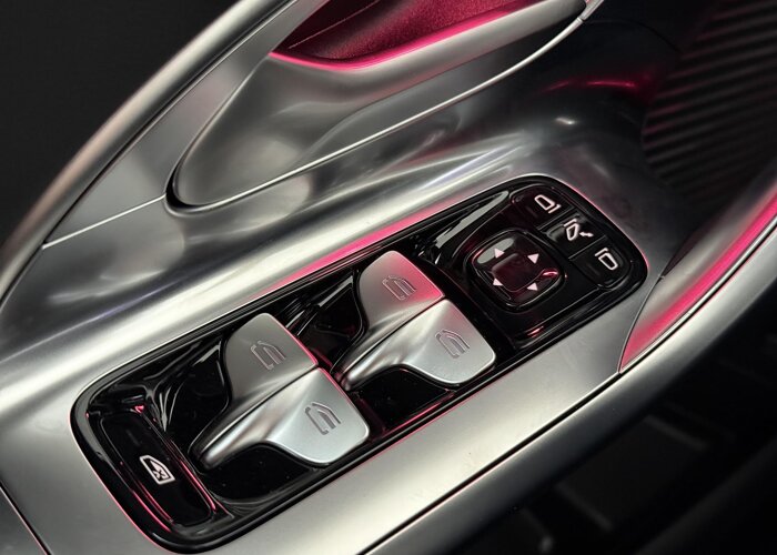 Mercedes-Benz C-Klasse 400 4MATIC Launch Edition 94 kWh