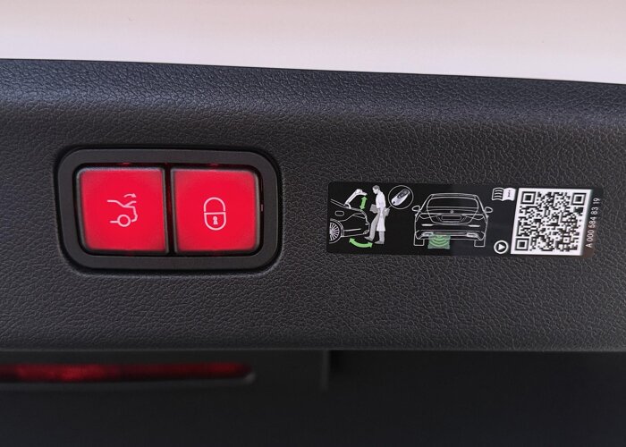 Mercedes-Benz C-Klasse 400 4MATIC Launch Edition 94 kWh