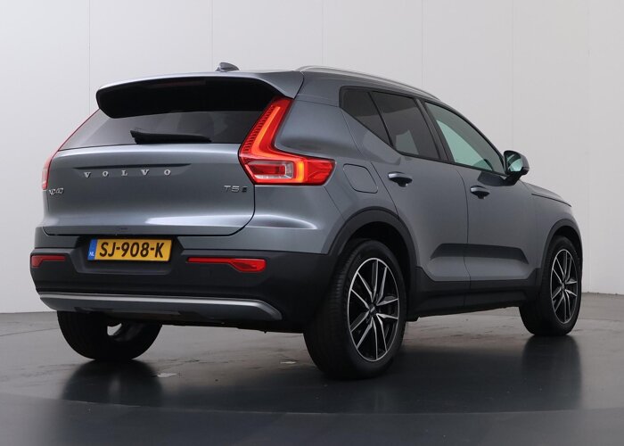 Volvo XC40 2.0 T5 AWD Intro Edition