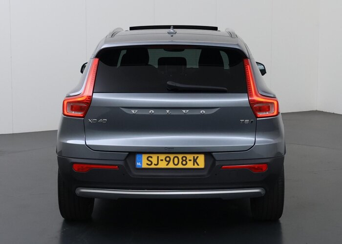 Volvo XC40 2.0 T5 AWD Intro Edition