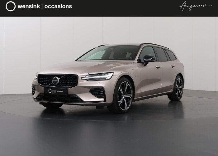 Volvo V60 2.0 T8 Plug-in hybrid AWD Plus Dark