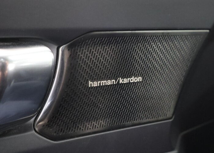 Volvo XC40 2.0 T5 AWD Intro Edition